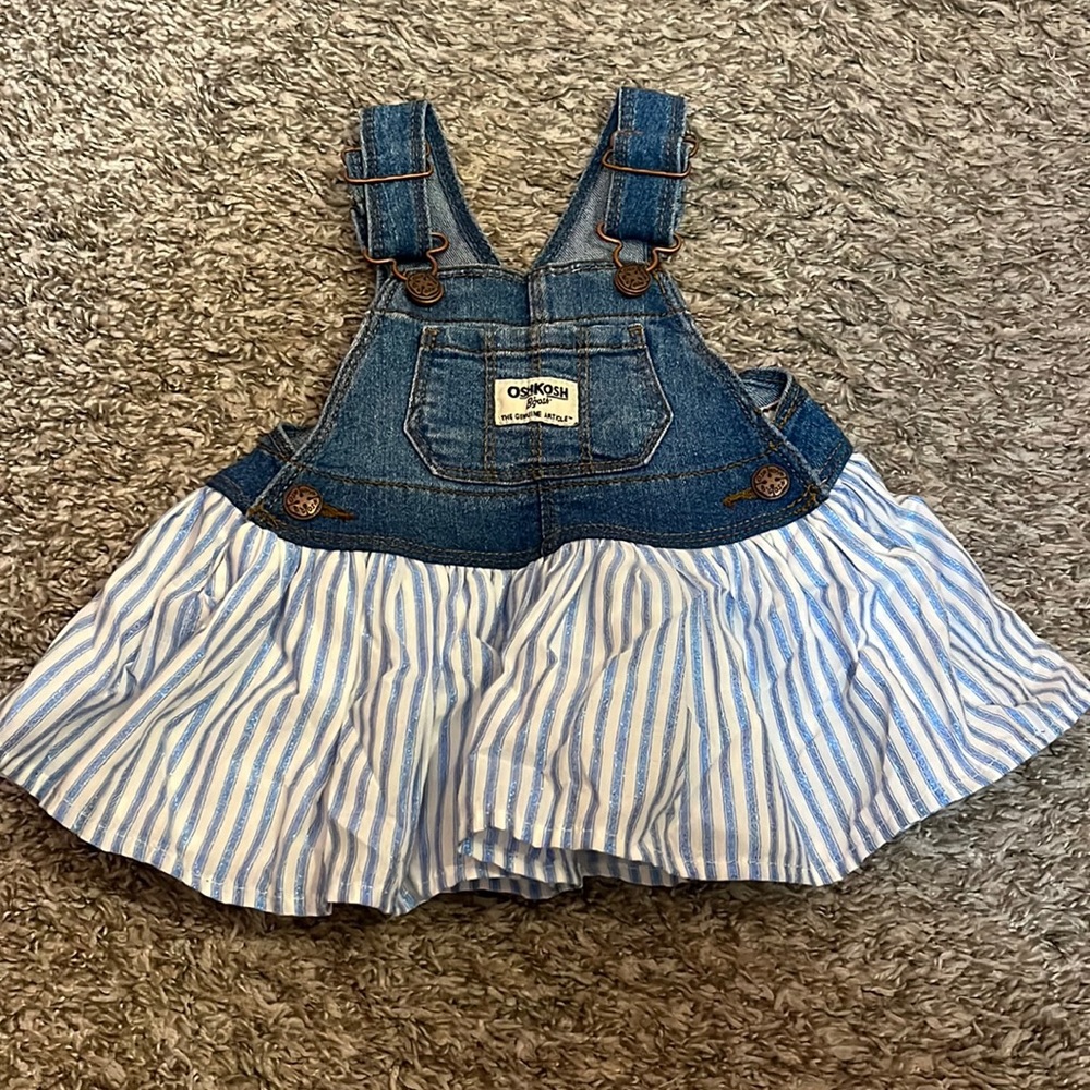 Baby jumper dress
